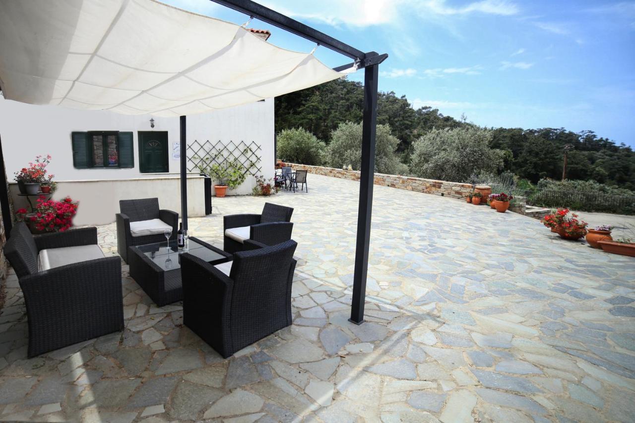 Eri Rooms To Let Raches  Exterior photo